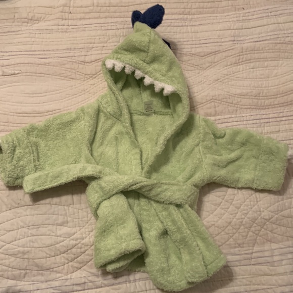 2 Terry Cloth Infant Bath Robes 0-9 months - Picture 4 of 6